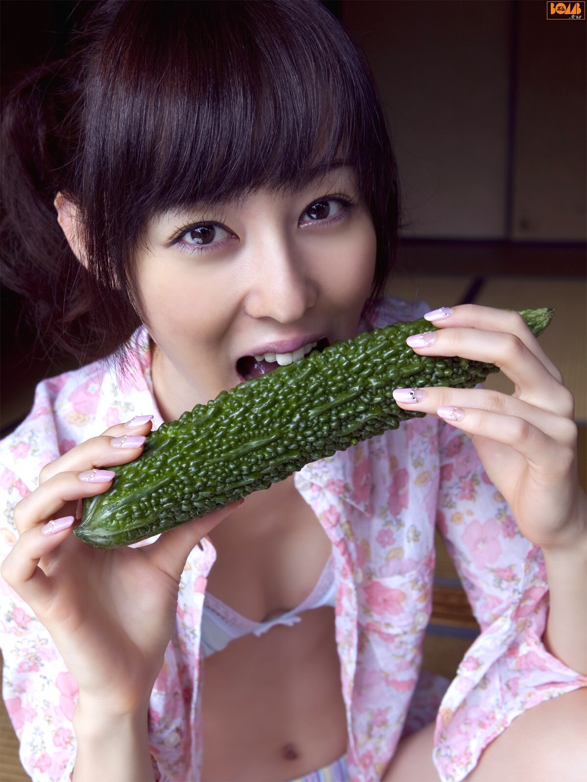 秋山莉奈  Rina Akiyama [Bomb.tv] 性感诱惑av女优